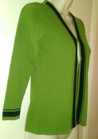 Elegant  sweater - Picture 5 of 5